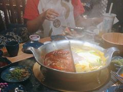 -湊湊火锅·茶憩(上海合生汇店)