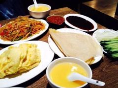 -合合春饼·酱骨·东北菜(潘家园店)