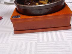 -湖庭壹品鸭王·传统北京烤鸭·别墅私房菜·庭院宵夜(江宁店)