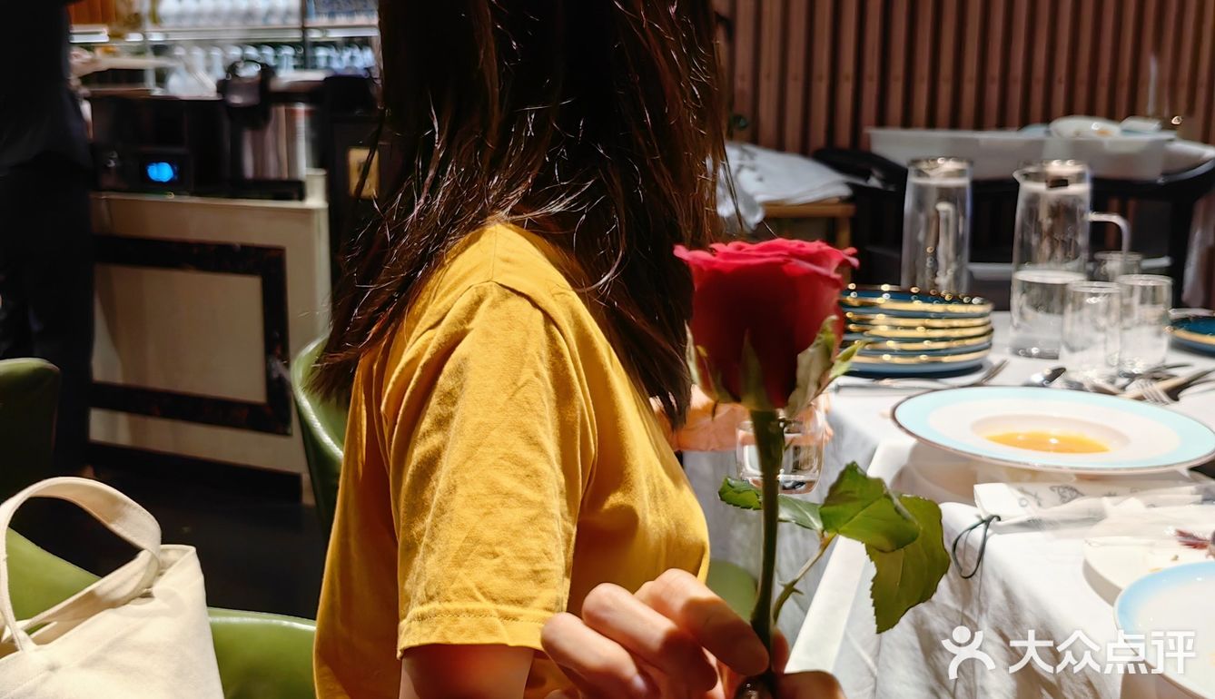 低评分小店也有好味道｜北京夜景最棒的餐厅没有之一