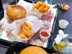 -The Habit Burger Grill 哈比特汉堡(爱琴海店)