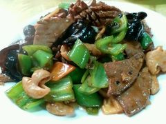 爆三样-珍巷福地四合院菜馆(复兴门店)