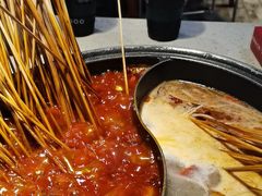 -钢管厂五区小郡肝串串香(蜀都万达店)