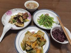 -佳禾月嫂育儿嫂(拱墅店)
