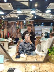 -PE SALON