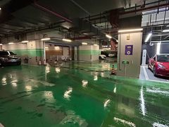 -徐汇日月光地下停车场