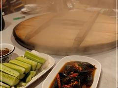 -小火炕铁锅炖鱼