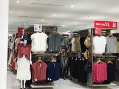 -优衣库(广州天河领展广场店)