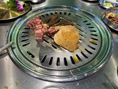 -哈哈碳都·牛肋条无限自助烤肉(台江万达店)