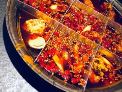 -渝涯重庆豆花老火锅(中赢国际店)