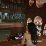 不是，这么漂亮的玫瑰花海餐厅到底谁在吃饭❗️ 