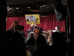 -东岸Cafe 爵士俱乐部