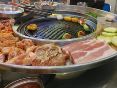 -哈哈碳都·牛肋条无限自助烤肉(宝龙店)