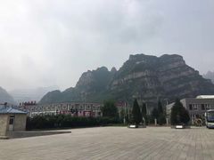 -平西抗日烈士陵园