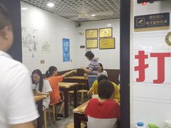 -覃肥叔桂林米粉(粮道街店)