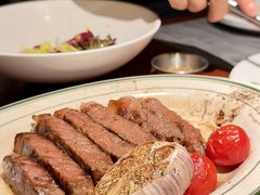 -MONICH牛排融合餐厅(和义大道购物中心店)