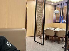 -七欣天香辣蟹火锅(闵行浦江欢乐颂店)