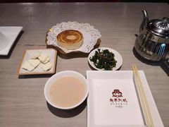 蒙古奶茶-斯琴阿妈蒙古餐厅(新城店)