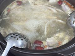 -花苑美食横琴生蚝火锅(拱北粤华路店)