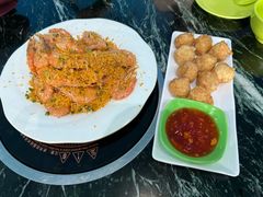 -小海豚•老字号海鲜餐厅(天涯店)