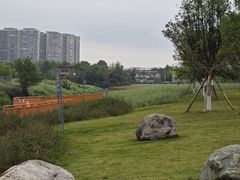 -茅草房·河畔园林火锅