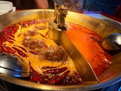 -小龙翻大江文化火锅(宽窄店)