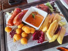 -YUE·6·西式融合餐厅(外滩六号店)