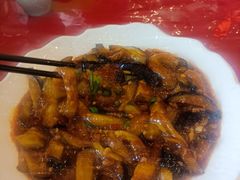 -侬佳蒸菜馆(听潮店)