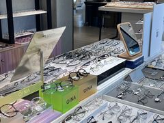 -瑞司视光眼镜·蔡司战略合作眼镜店(新街口店)