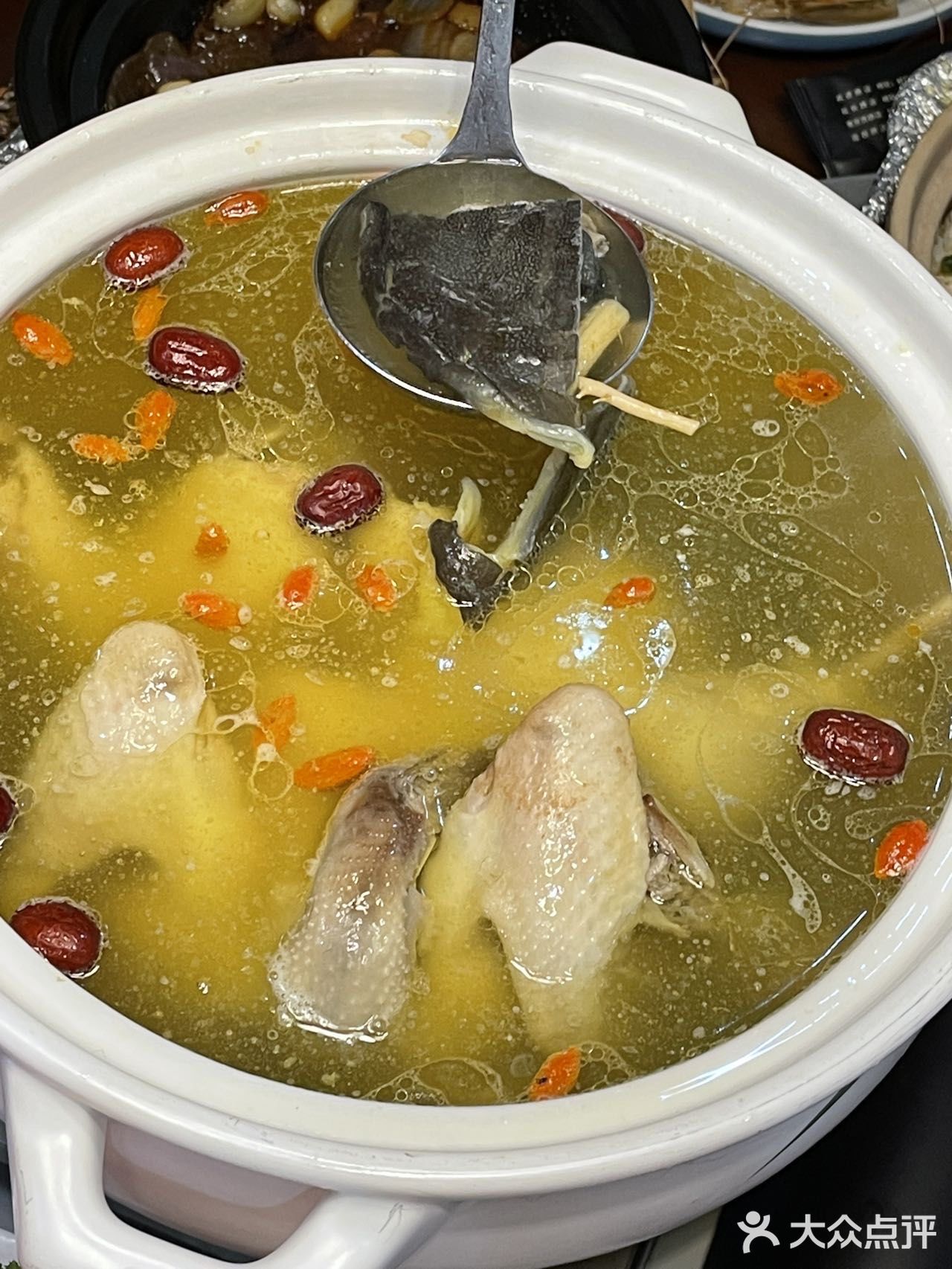 风靡魔都的经典港式打边炉