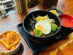 鱿鱼五花肉拌饭-米屋石锅拌饭(师大店)