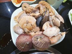 -九寸花汀海鲜烤肉自助(中东迪克店)
