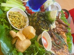 -沐毫傣泐云南菜孔雀宴•手抓饭傣味烧烤(曼听公园店)