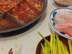 -岗上渣渣老火锅(两路口店)