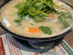 -肥汁米蘭香港米线(定西路店)