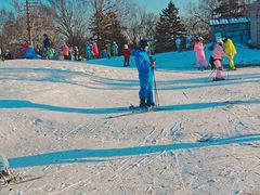 -亚布力新体委滑雪场