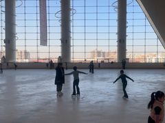 -世纪星滑冰俱乐部(万象城店)