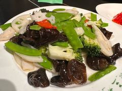 -常赢三兄弟·清真涮肉·清真炒菜(朝阳新城店)