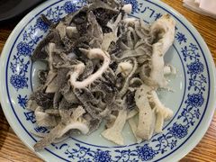 老北京爆肚-门框胡同百年卤煮(新街口店)