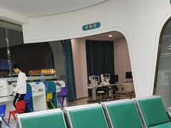 -荣视医眼镜(老车站店)