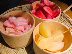 猫儿山的小黄牛-吃饭皇帝大土家民族菜(正大广场店)