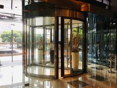 -上海龙之梦万丽酒店