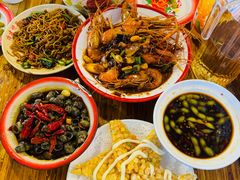 -冶建镜子·老南昌大排档·江西虾王(总店)