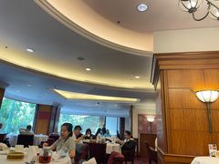 -深圳富苑皇冠假日套房酒店