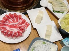 -额尔敦传统涮.冰煮羊火锅(乌兰察布体育场店)