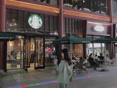 -星巴克(西安曲江银泰店)