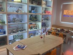 -斯坦星球青少儿编程机器人科学乐高思维专注力科创竞赛规划(武汉凯德西城学习中心)