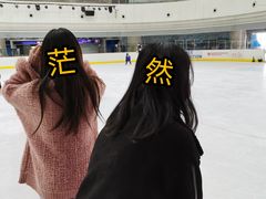 -冠军冰场CHAMPION RINK(环球银泰城店)