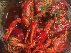 -肥肥虾庄·金牌油焖大虾(杨园滨江时代walk店)