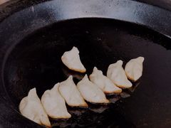 -洋洋锅贴